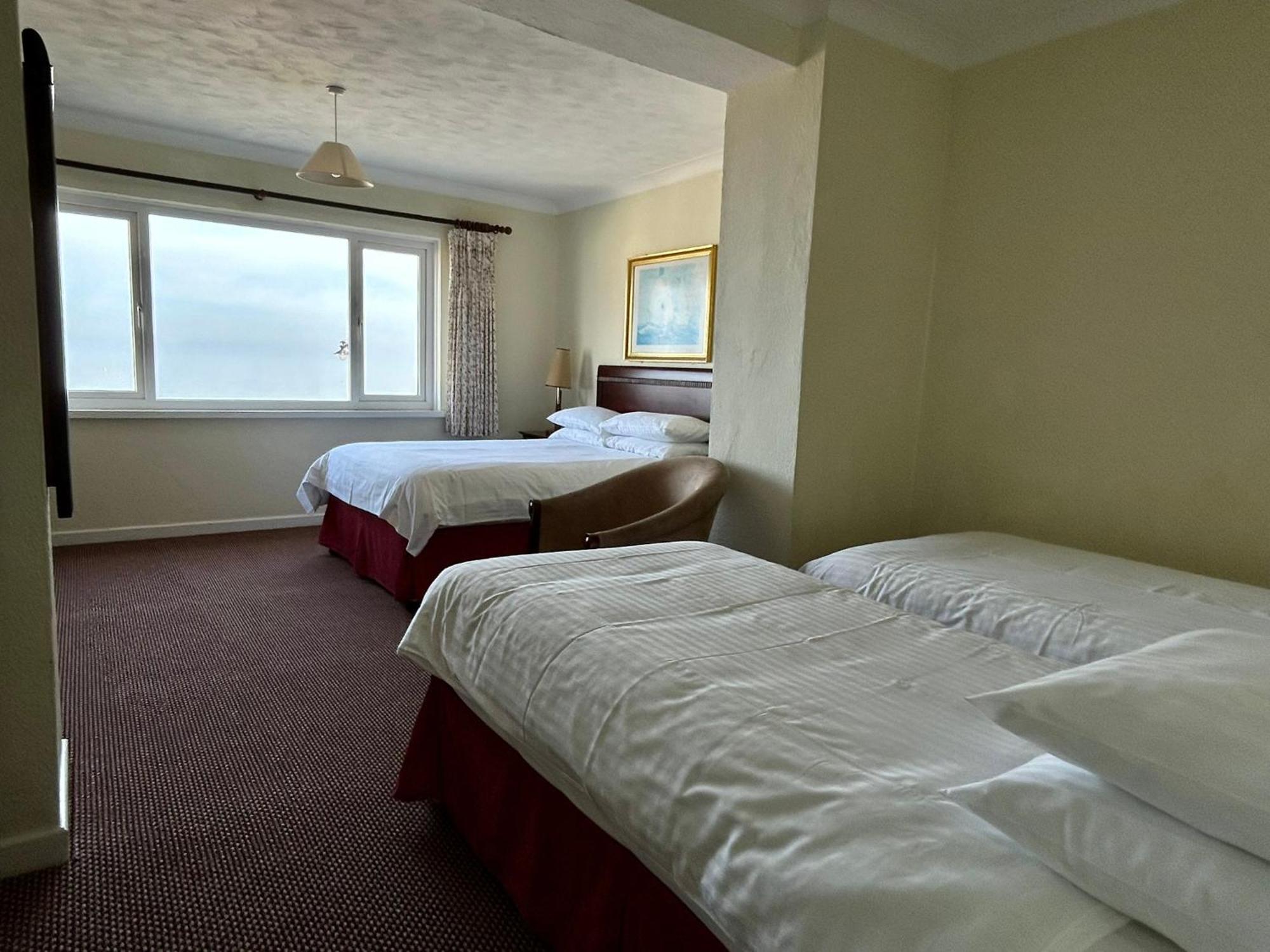 Hotel Bay View - Seafront, - Free Car Ferry For Bookings Of 3 Or Nights, Subject To Availability Sandown