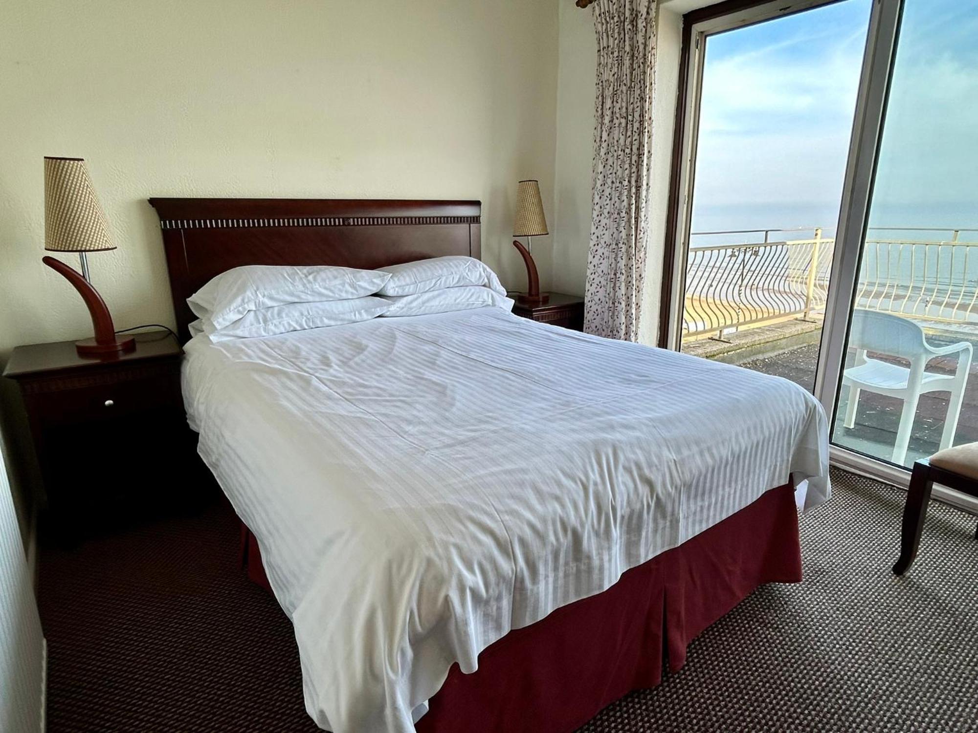 Bay View - Seafront, - Free Car Ferry For Bookings Of 3 Or Nights, Subject To Availability