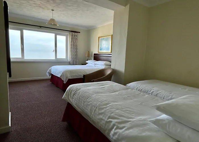 Bay View - Seafront, Sandown - Free Car Ferry For Bookings Of 3 Or More Nights, Subject To Availability